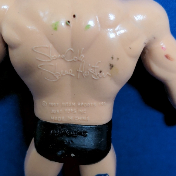 WWF Bend Ems Wrestling Action Figure Stone Cold Steve Austin (1990s) - Picture 3 of 3